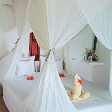 Al Faro Cosmio Hotel Palawan Busuanga Kültér fotó