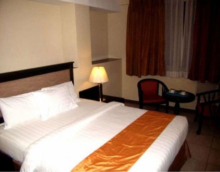 Al Faro Cosmio Hotel Palawan Busuanga Kültér fotó